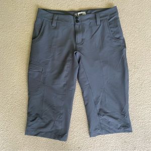 Alpine Design Bermuda Shorts